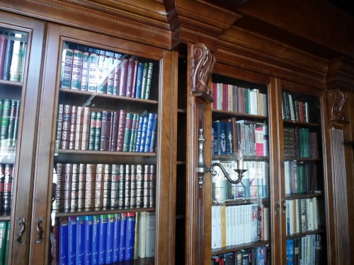 biblioteka na wymiar